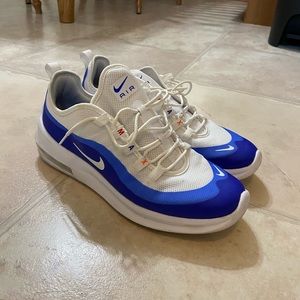 Nike Air Max shoes size 10